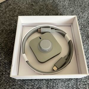 Oura Ring Gen 4 Size 10 Charging Dock and Cord